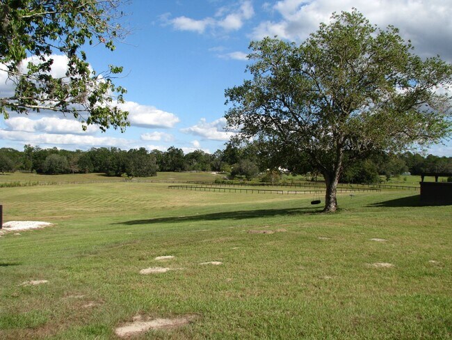 Building Photo - Beautiful 11.16 Acre Farm with Lots of Ame...