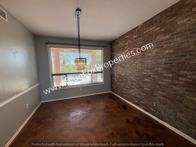Building Photo - 4223 S Amber Rock Ave