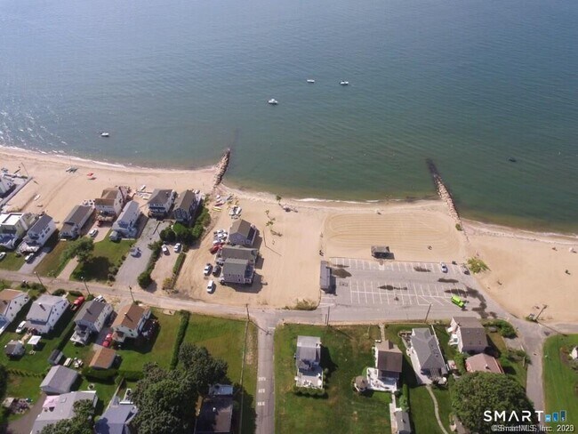 Building Photo - 21 Seaside Ln