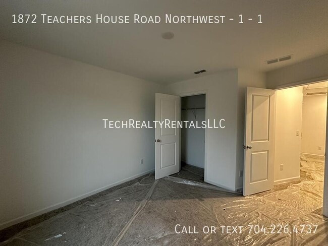 Building Photo - 1872 Teachers House Rd NW