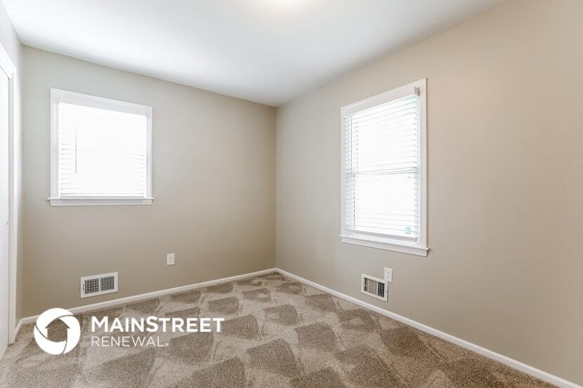 Building Photo - 11955 Sycamore Ave