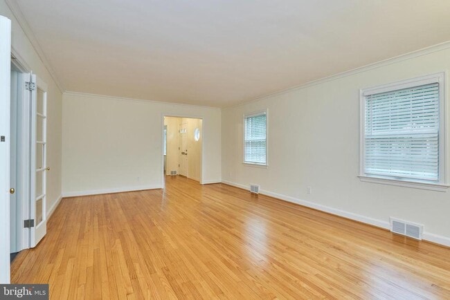 Building Photo - 3819 Woodbine St