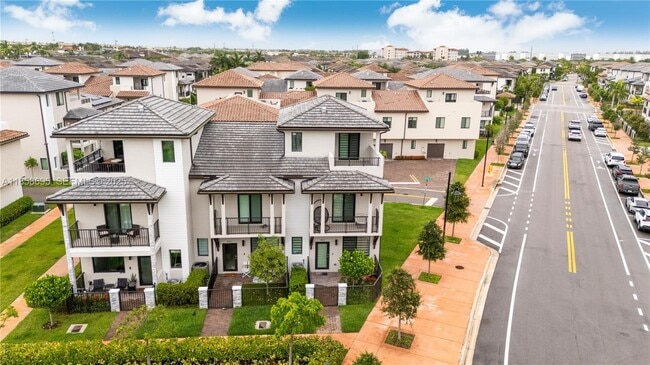 Building Photo - 4413 NW 83rd Path