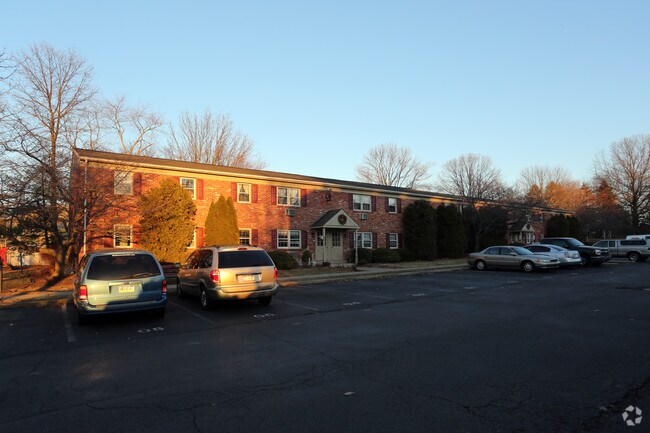 Primary Photo - Maple Grove Apartments