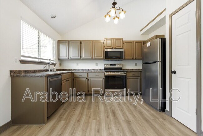 Building Photo - 6931 Quail Branch