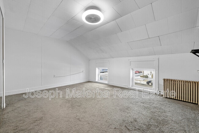 Building Photo - 44 Providence St