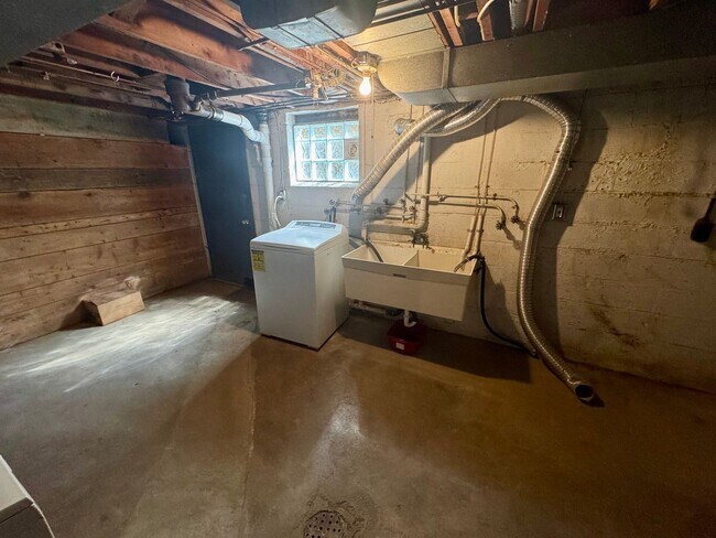 Building Photo - 229-231 Marylea Avenue (LO)