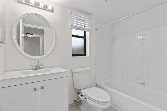 Building Photo - 3129 Millwood Terrace