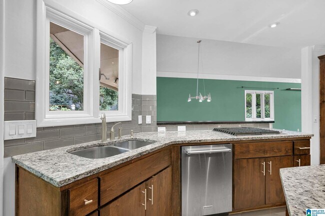 Building Photo - 373 Laredo Dr