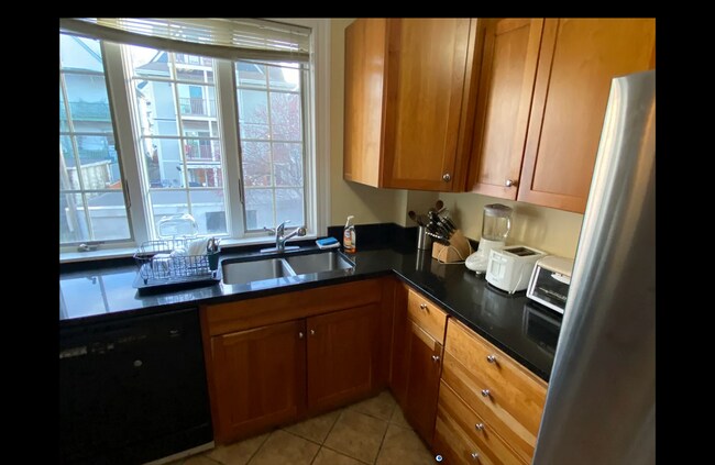 Building Photo - 29 Albion St