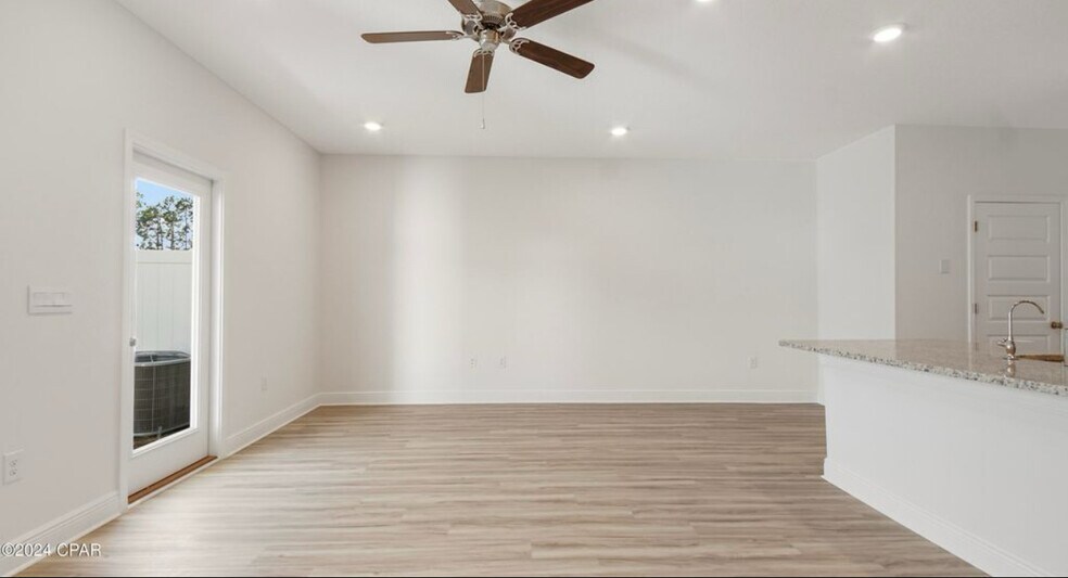 Building Photo - 456 Melrose Way