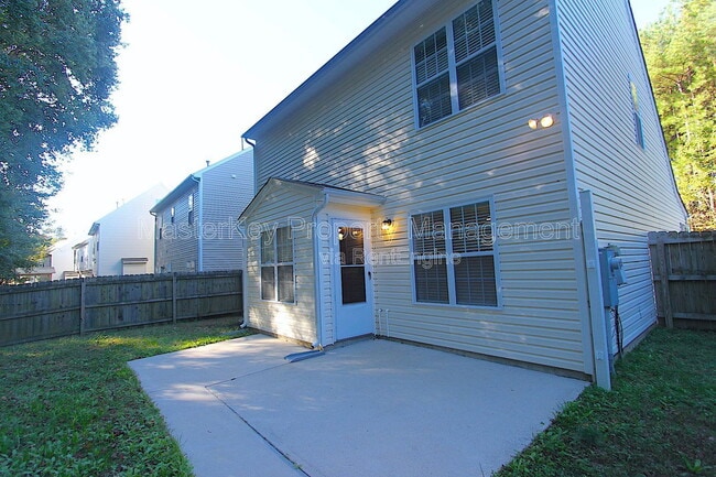 Building Photo - 3215 Polite Ln