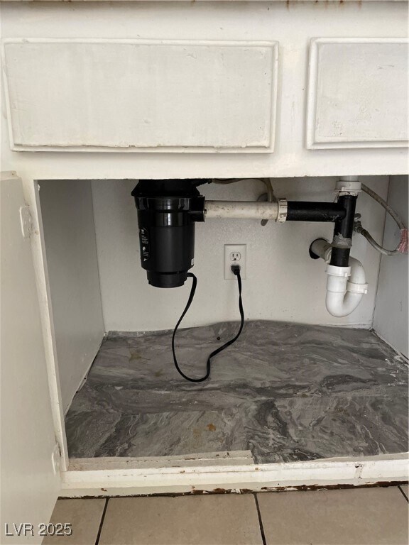 Building Photo - 4380 N Vornsand Dr