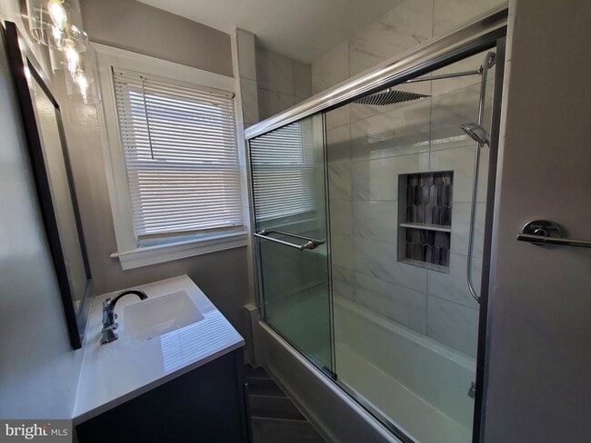 Building Photo - 3348 Minnesota Ave SE