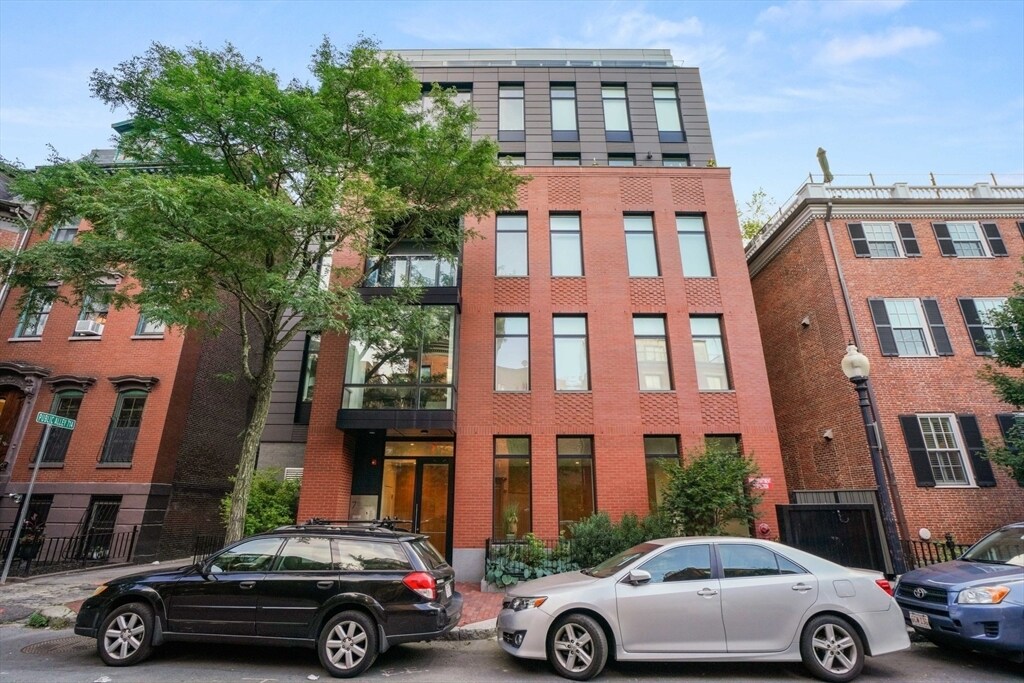 Building Photo - 7 E Springfield St