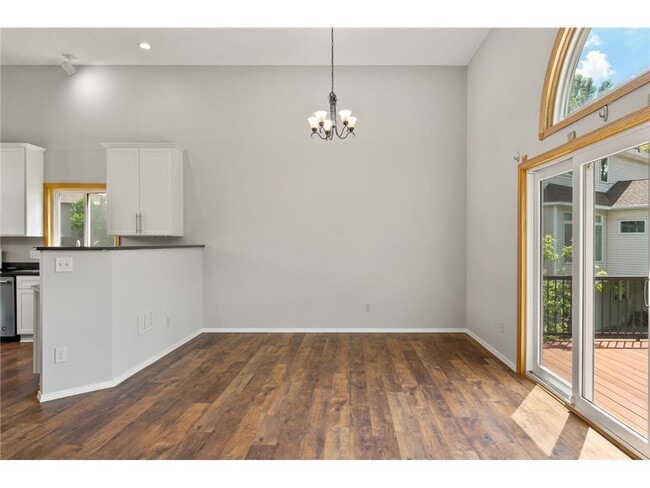 Building Photo - 17245 33rd Ave N