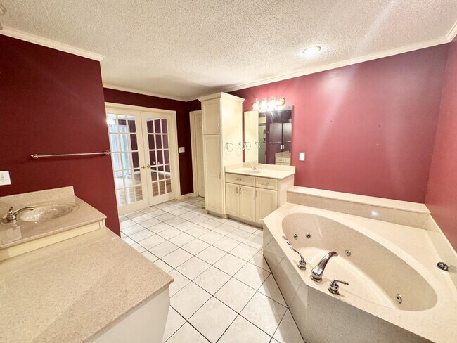 Building Photo - 3 bedroom home in Westminster