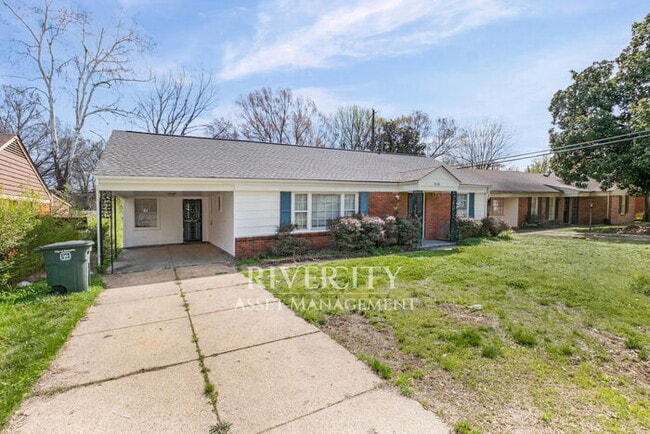 Building Photo - 3240 Boxdale St