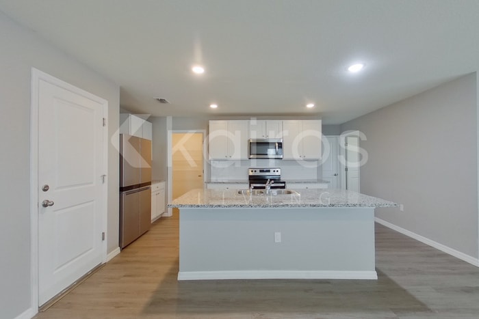 Building Photo - 8584 SW 43rd Ter