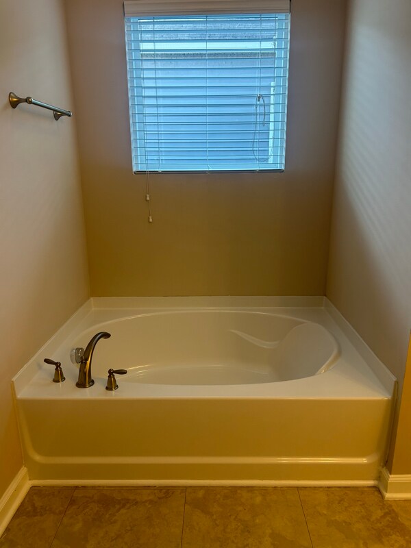 Building Photo - 192 Mountain Ash Ln