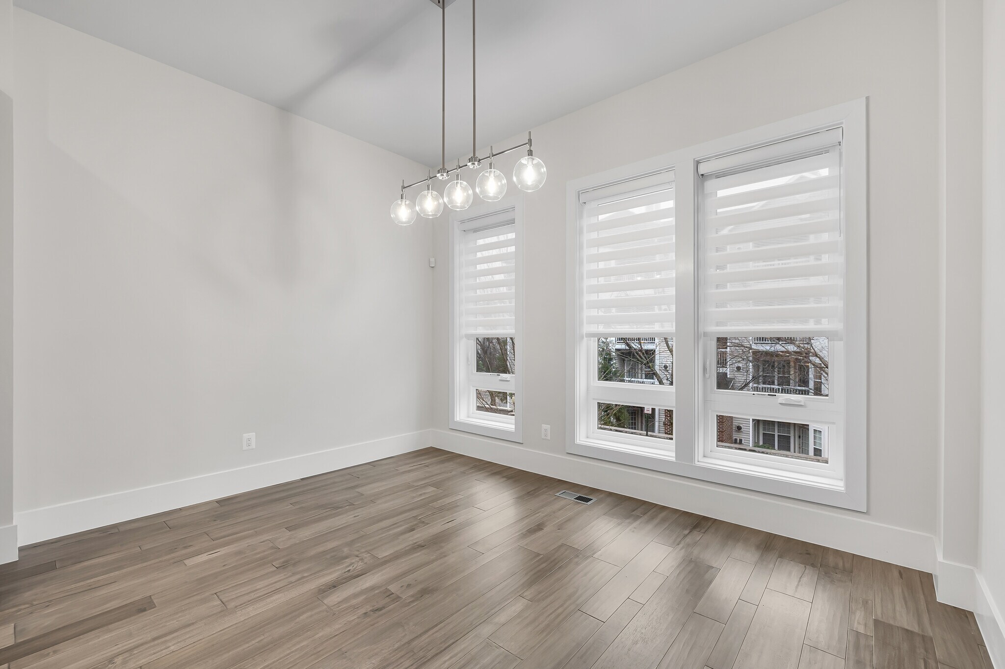 Building Photo - 147 Prairie Ln