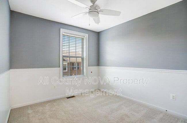 Building Photo - 2908 Pinebrook Rd