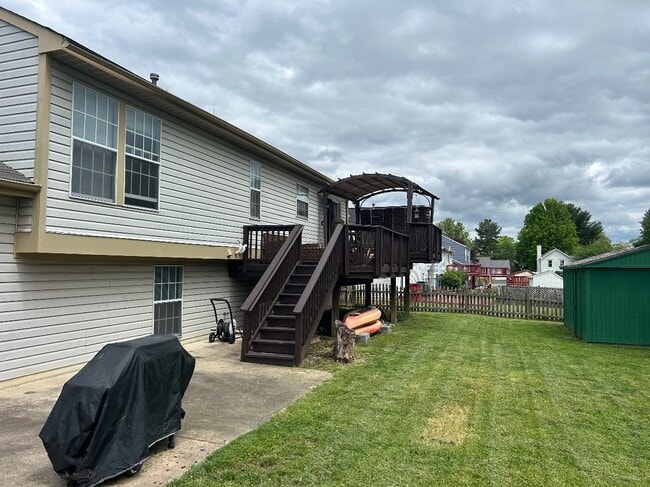 Building Photo - 10725 Timothy Dr