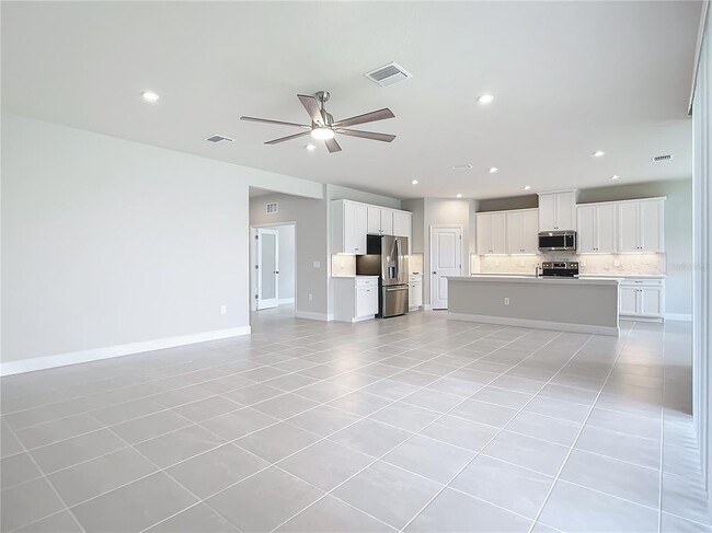 Building Photo - 16876 Castoro Dr