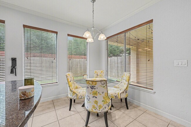 Building Photo - 4327 Lake Walk Ct