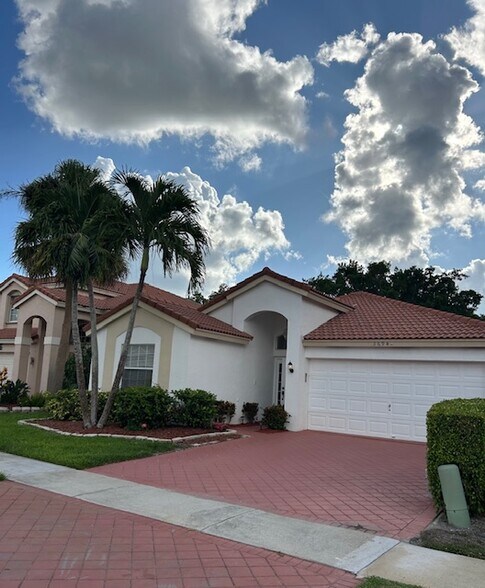 Building Photo - 3694 Miramontes Cir