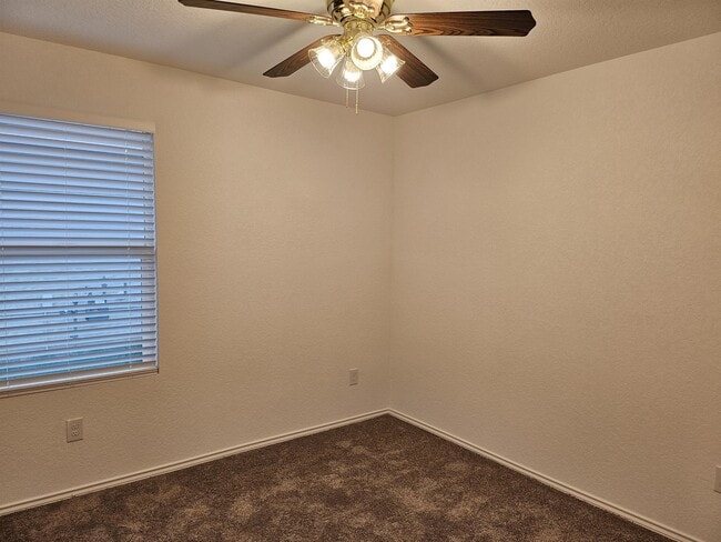 Building Photo - 5911 Coahulia Rdg