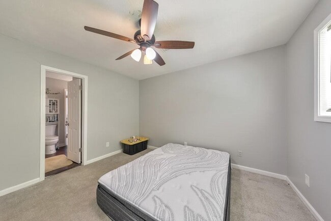 Building Photo - 1561 Sultan Ln