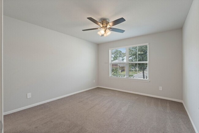 Building Photo - 914 Golden Willow Ln