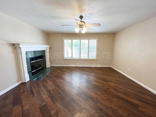 Building Photo - 1199 Paseo Verde Dr