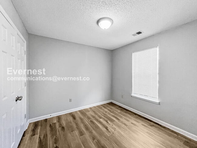 Building Photo - 6457 Amberview Cove