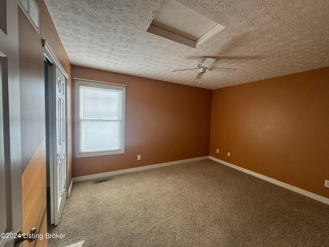 Building Photo - 14226 Academy Ridge Blvd