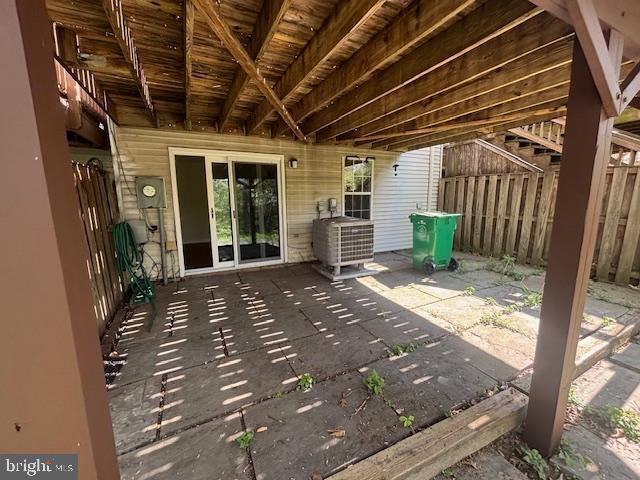 Building Photo - 1430 Wake Forest Dr