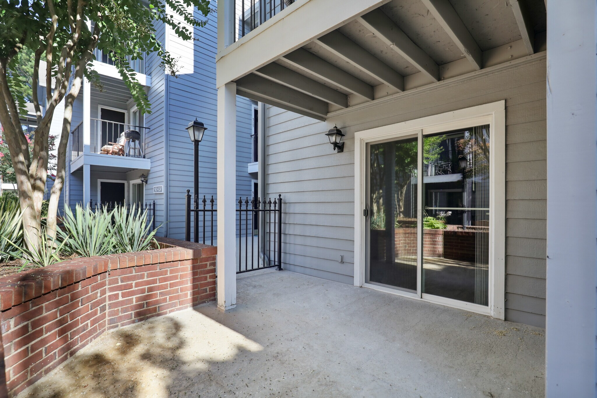 Patio - 514 Granville Ct