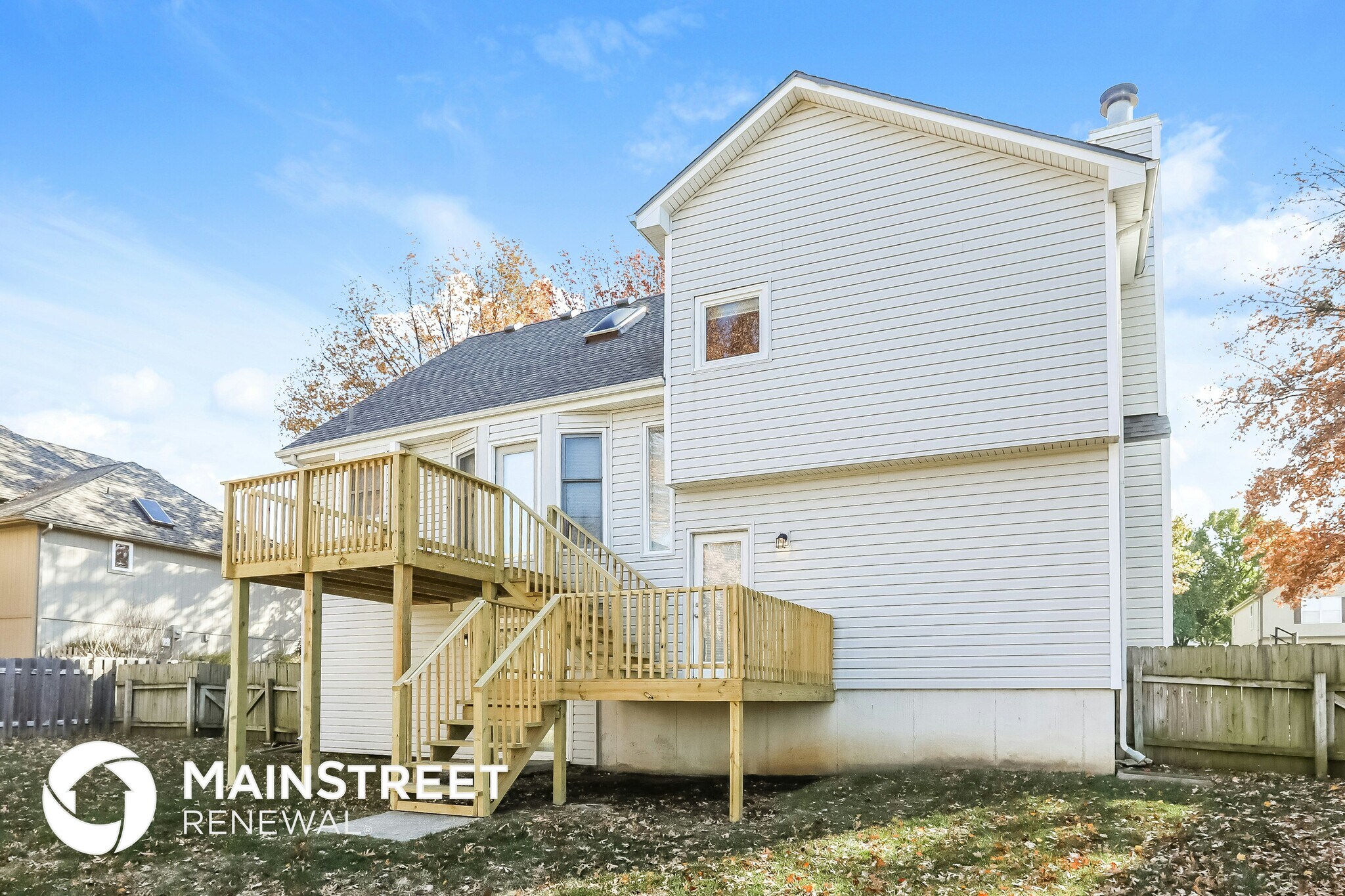 Building Photo - 4520 NE Webster Dr