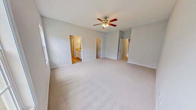Building Photo - 355 Koweta Way