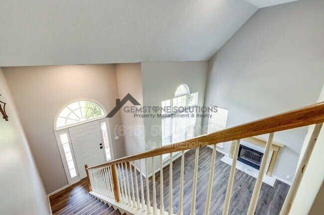 Building Photo - 2104 Loudenslager Dr