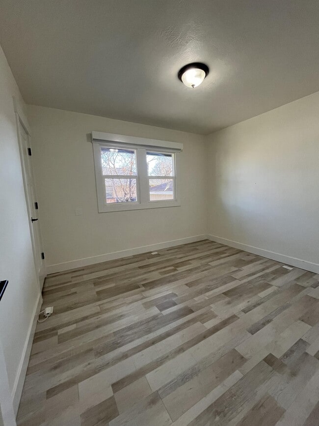 Building Photo - 408 E 1300 S