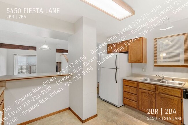 Building Photo - 5450 Fiesta Ln