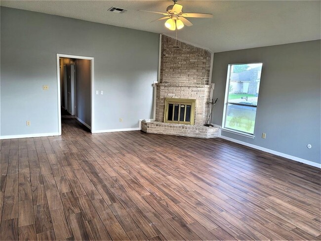 Building Photo - 6102 Havendale Dr