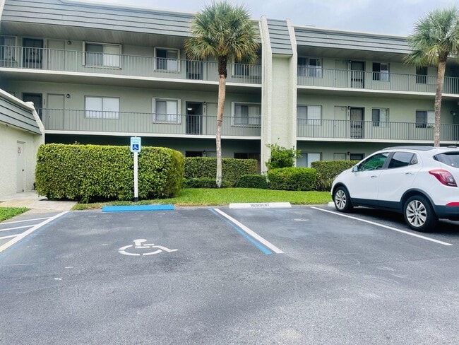 Building Photo - 4080 Tivoli Ct