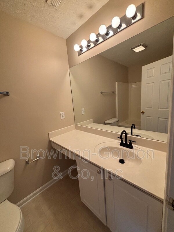 Building Photo - 3063 Harpeth Springs Dr