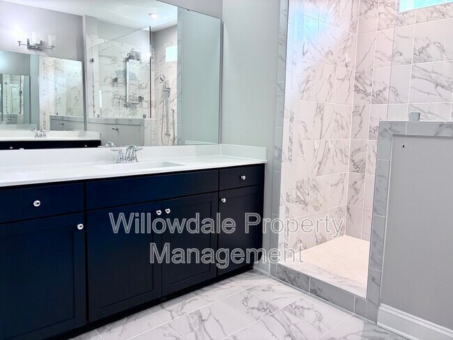 Building Photo - 4321 Mosaic Ct