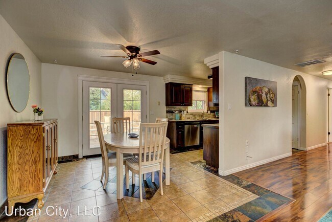 Building Photo - 3 br, 1 bath House - 1125 Wild Phlox