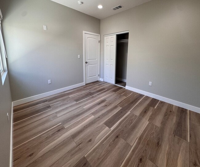 Building Photo - ADU Fountain Valley