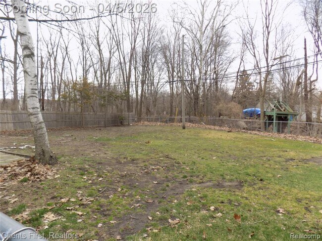 Building Photo - 39417 Cather St